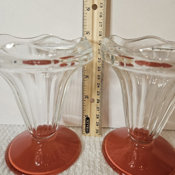 Vintage France Ice Cream Sundae Ruffled Edge Dish Cup Glass Coral Red Bottom - Picture 4 of 5
